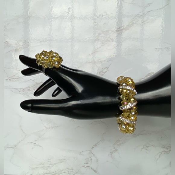 Yellow Necklace + Bracelet + Ring Set - Picture 4 of 10